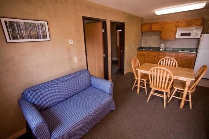 Adventure Inn Ely Εξωτερικό φωτογραφία